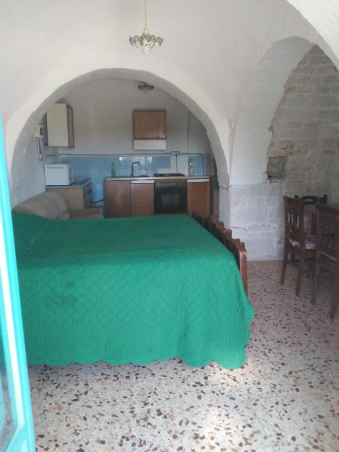 Trullo Francisco Guest House มาร์ตินาฟรังกา ภายนอก รูปภาพ